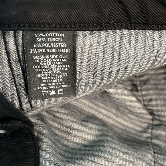 MONFRERE CRUISE CHINO SHORT - Picture 8 of 8